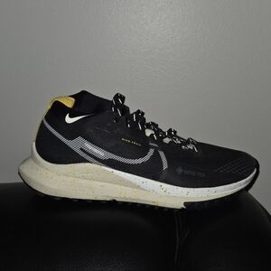 Nike Pegasus Trail 4 GORE-TEX